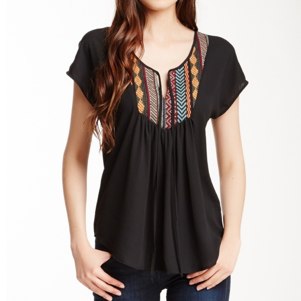 Daniel Rainn Black Embroidered Women's Top (size S)